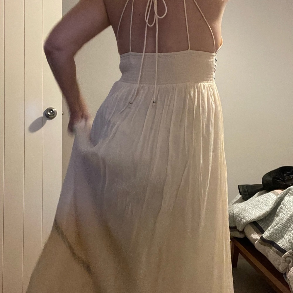 Another Tigerlily classic. Size 12. As new. - Picture 5 of 8